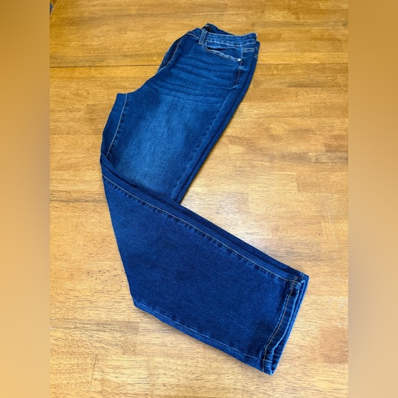 Judy Blue “Cold Summer” Cooling Denim Boyfriend Jeans 13 31 - Picture 1 of 8